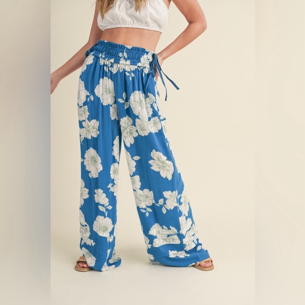 NWT blue Hawaiian wide leg pants - &Merci - elastic high waist women's Sz Large